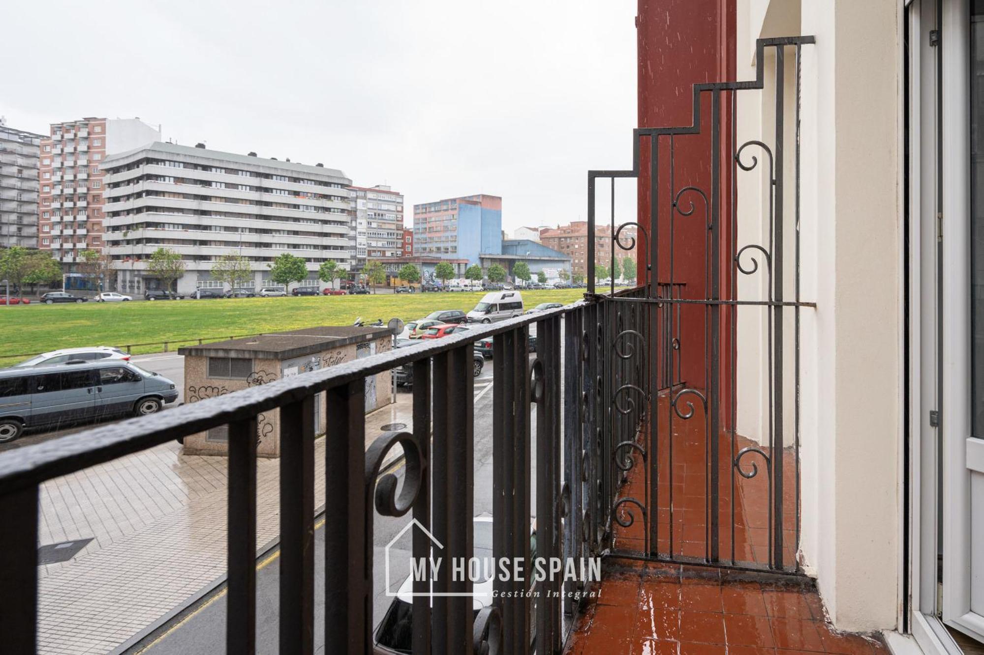 Myhousespain - Piso Reformado En El Centro Gijón Exterior foto
